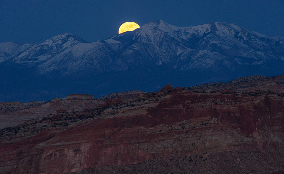Moon Rise over the Henry Mountains 2014